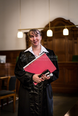 Pamela Pabst - Rechtsanwältin und Strafverteidigerin