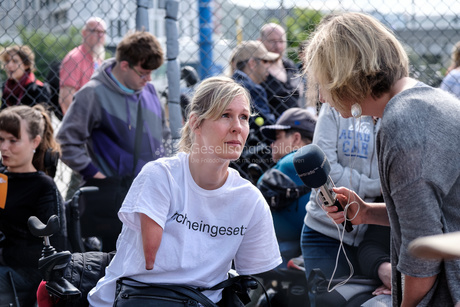 NichtMeinGesetz Protestaktion im Käfig