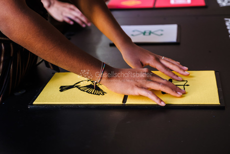 Vernissage! To Revolutionary Type Love