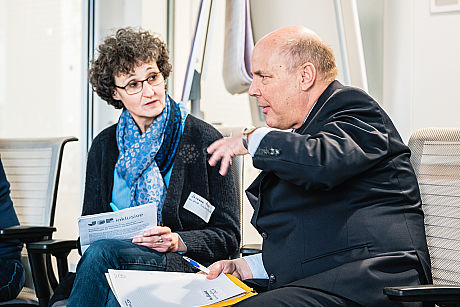 Runder Tisch zum Thema Ausbildung und Inklusion 1. Runder Tisch zu Ausbildung und Inklusion von JOBinklusive