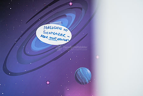 Runder Tisch zum Thema Ausbildung und Inklusion 1. Runder Tisch zu Ausbildung und Inklusion von JOBinklusive