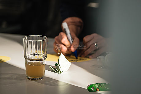 Runder Tisch zum Thema Ausbildung und Inklusion 1. Runder Tisch zu Ausbildung und Inklusion von JOBinklusive