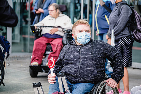 Protest- und Launchaktion des neuen Service "Entschädigung bei Barriere" im Zugverkehr
