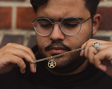 „Ich gehöre nirgendwo hin. Ich gehöre nach innen.“