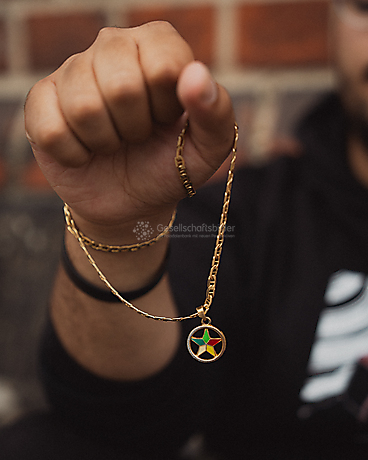 „Ich gehöre nirgendwo hin. Ich gehöre nach innen.“