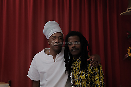 Beyond The Frame: Junge Perspektiven auf Vielfalt im Glauben